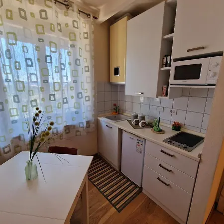 Flat Ii *