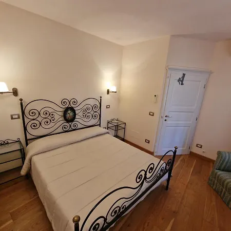 Daire Flat Ii Petroio
